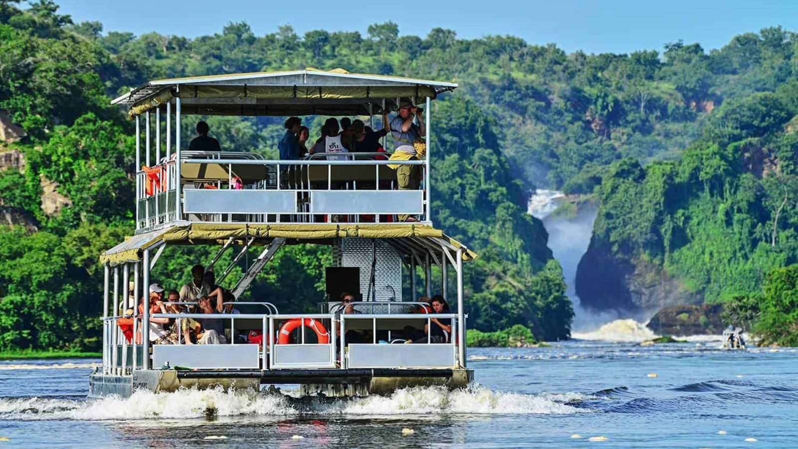 Boat cruise to the foot of Murchison Falls